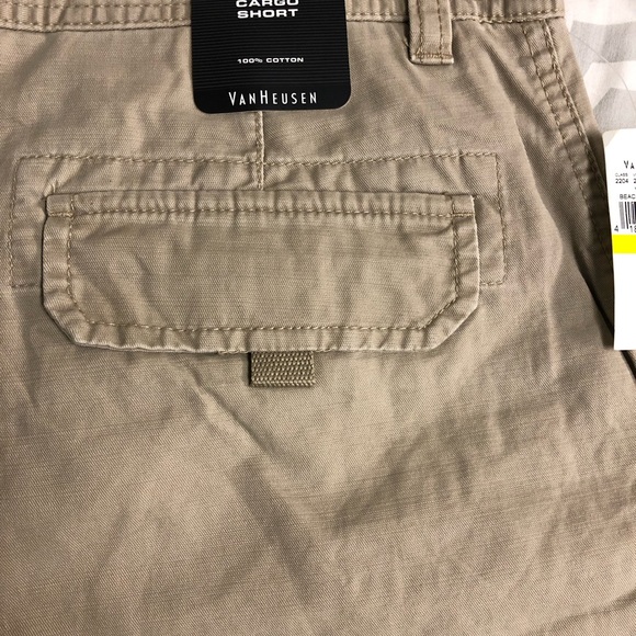 Van Heusen Brand Men’s Cargo Shorts Beige Colour Cotton Beechwood design 34”size - Picture 8 of 11